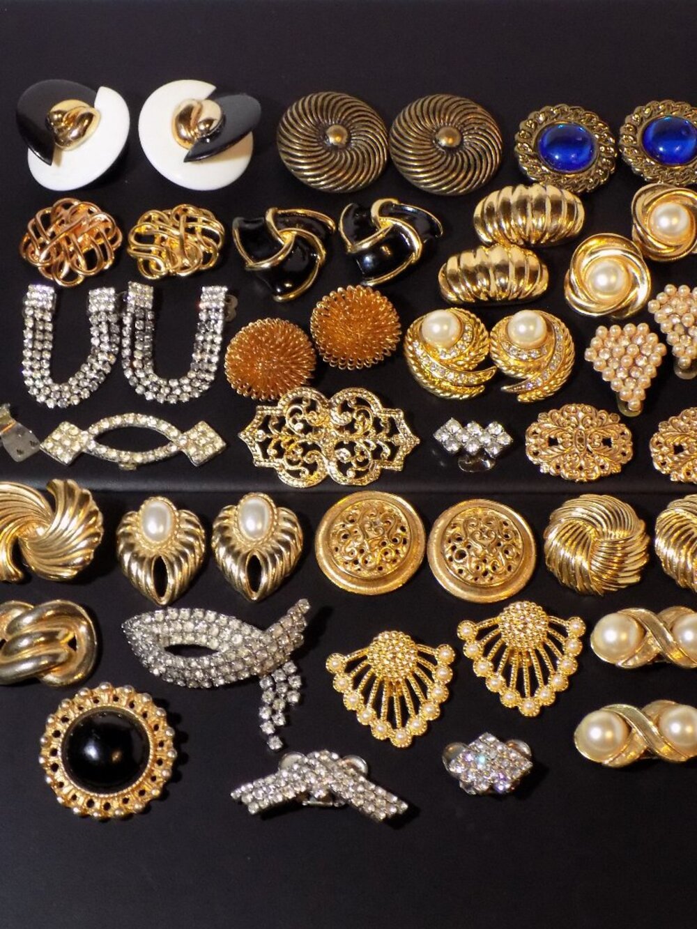 Lot Vintage Shoe Clips Bundle. 17 Pairs & 9 Singles. Musi, D'or, Bluette, NYC